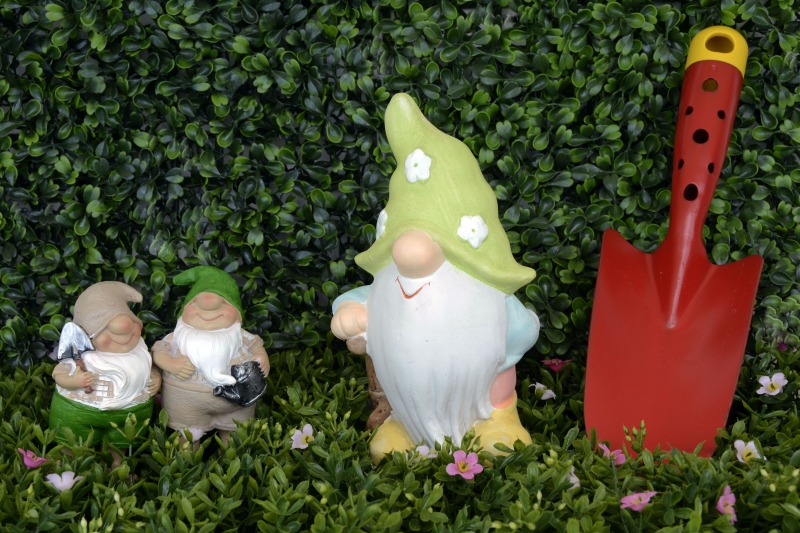 jardinerie-FOX AMPHOUX-min_garden-gnome-1404358